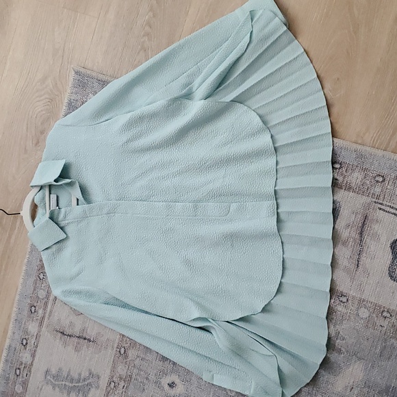 Tuckernuck Pleated Top Adele Sea Glass Blue Button Down Shirt SzXS - Picture 1 of 9